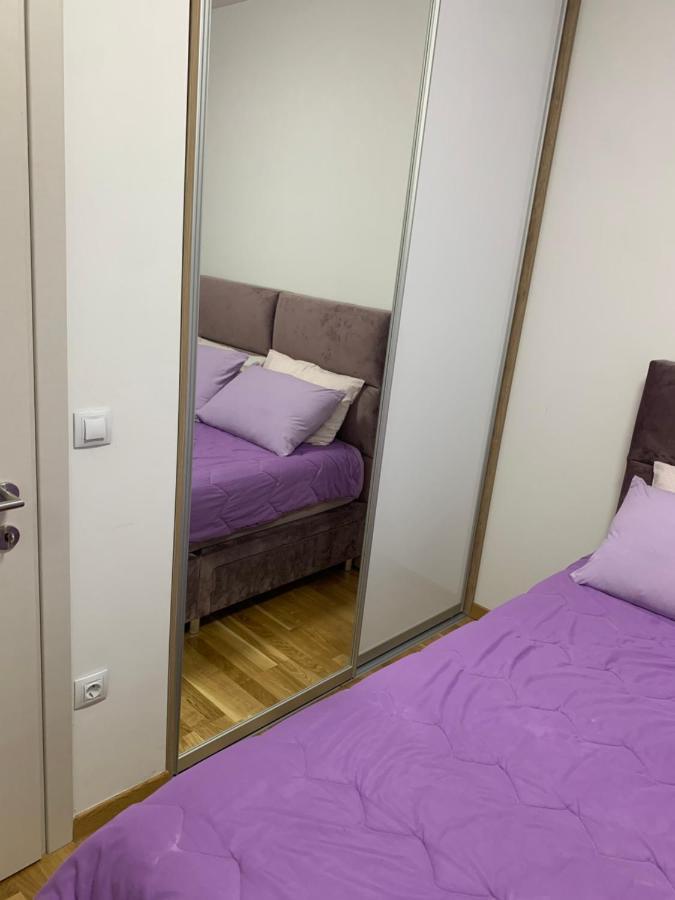Pink Modern Apartment Skopje Eksteriør billede