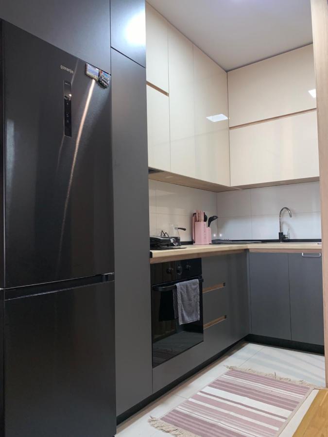 Pink Modern Apartment Skopje Eksteriør billede